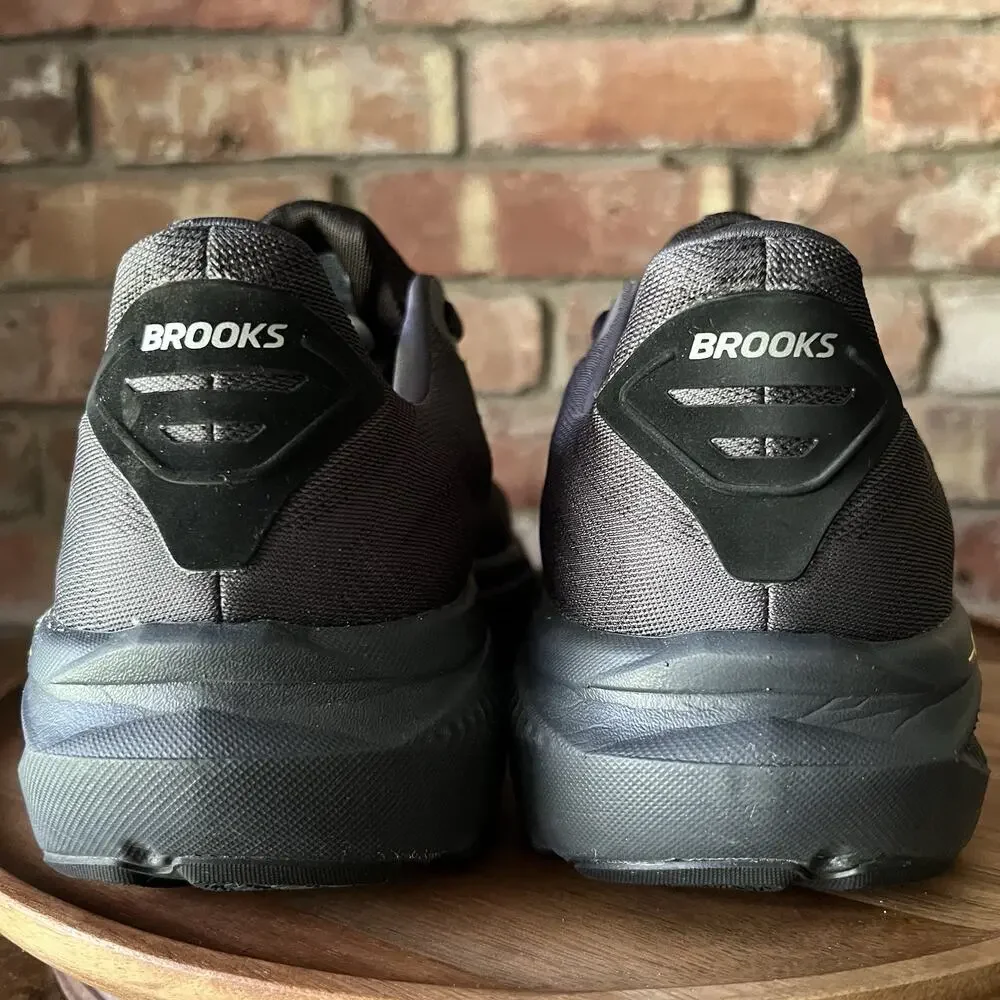 Brooks ghost 17
